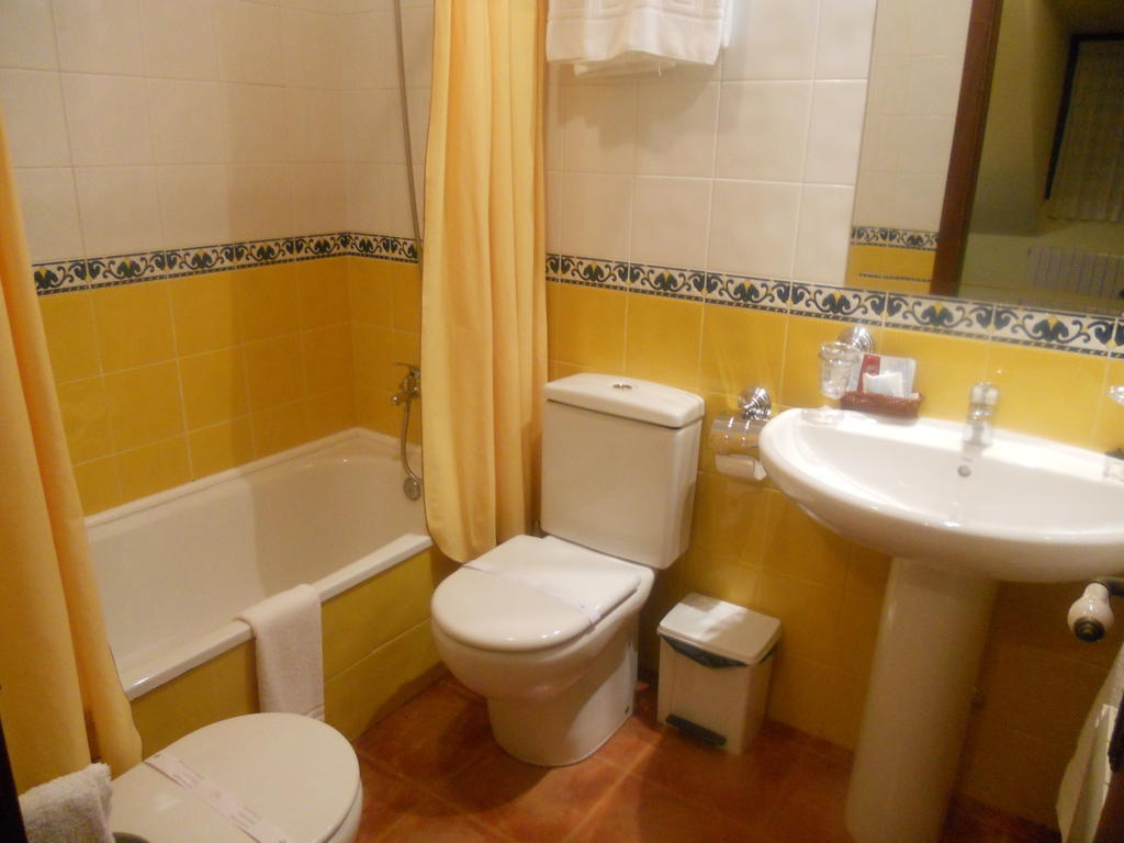 Hotel Taramundi Chambre photo