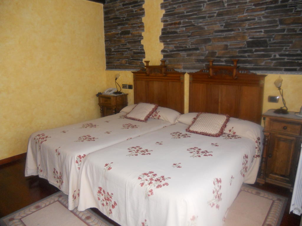 Hotel Taramundi Extérieur photo