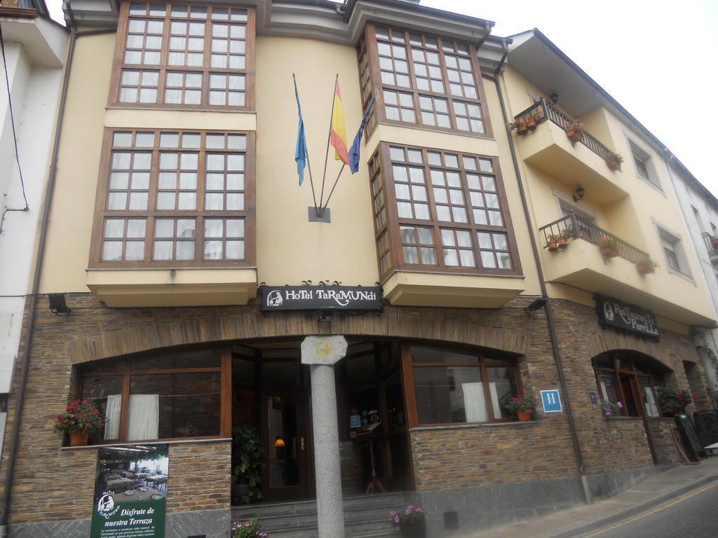 Hotel Taramundi Extérieur photo