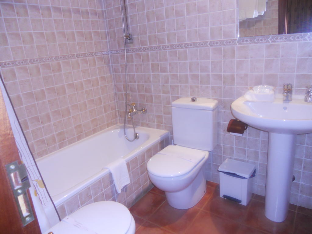 Hotel Taramundi Extérieur photo